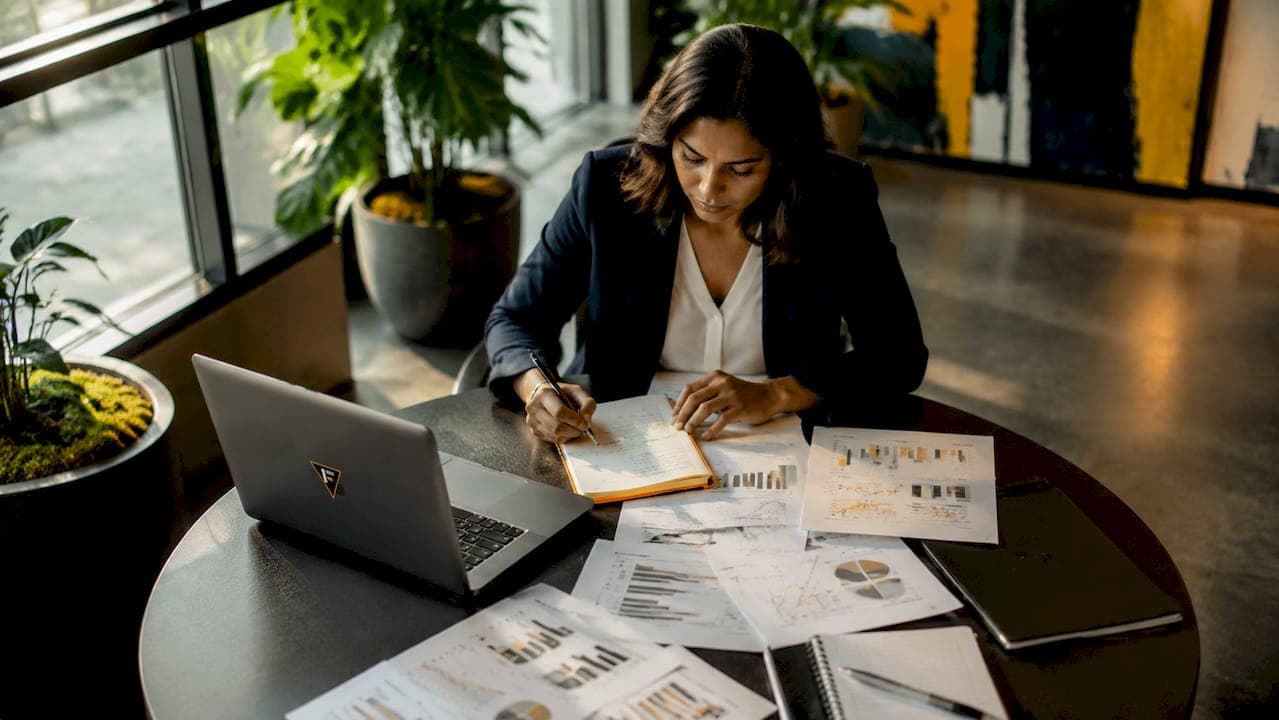 The Role of Competitive Analytics in Brand Strategy
